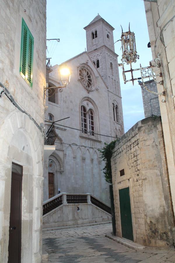 Giovinazzo Historic Apulia Old Town Stone House With Private Patio Apartment Exterior photo