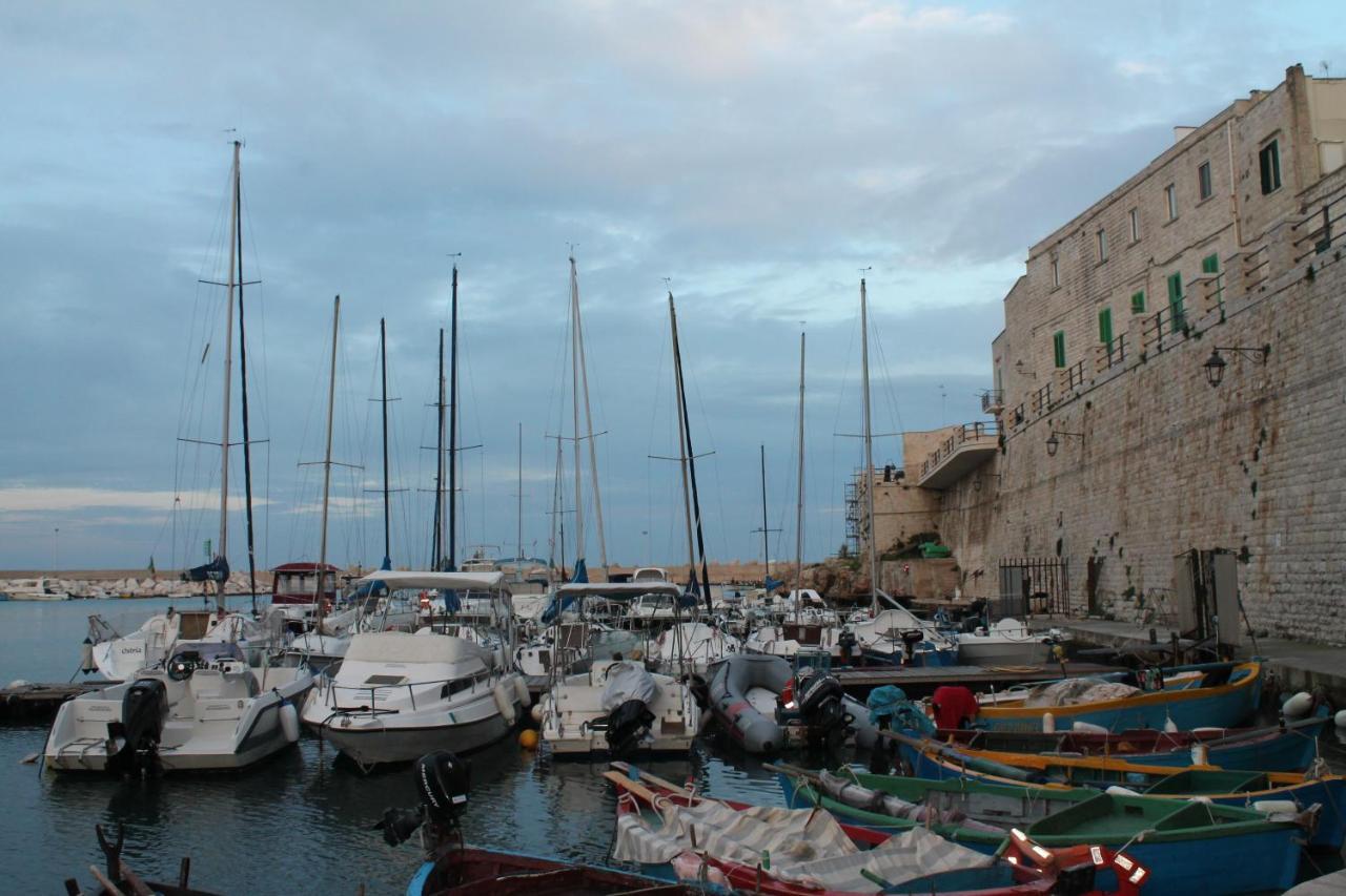 Giovinazzo Historic Apulia Old Town Stone House With Private Patio Apartment Exterior photo